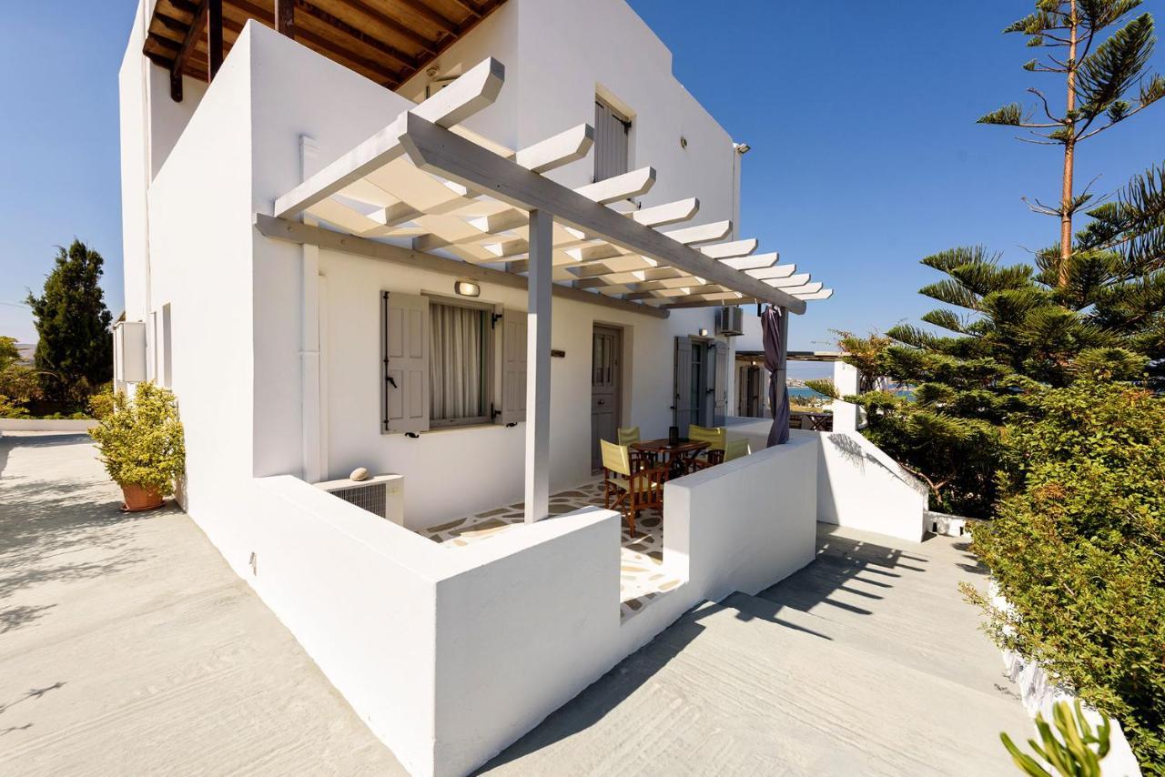 Agnanti * Naousa (Paros)