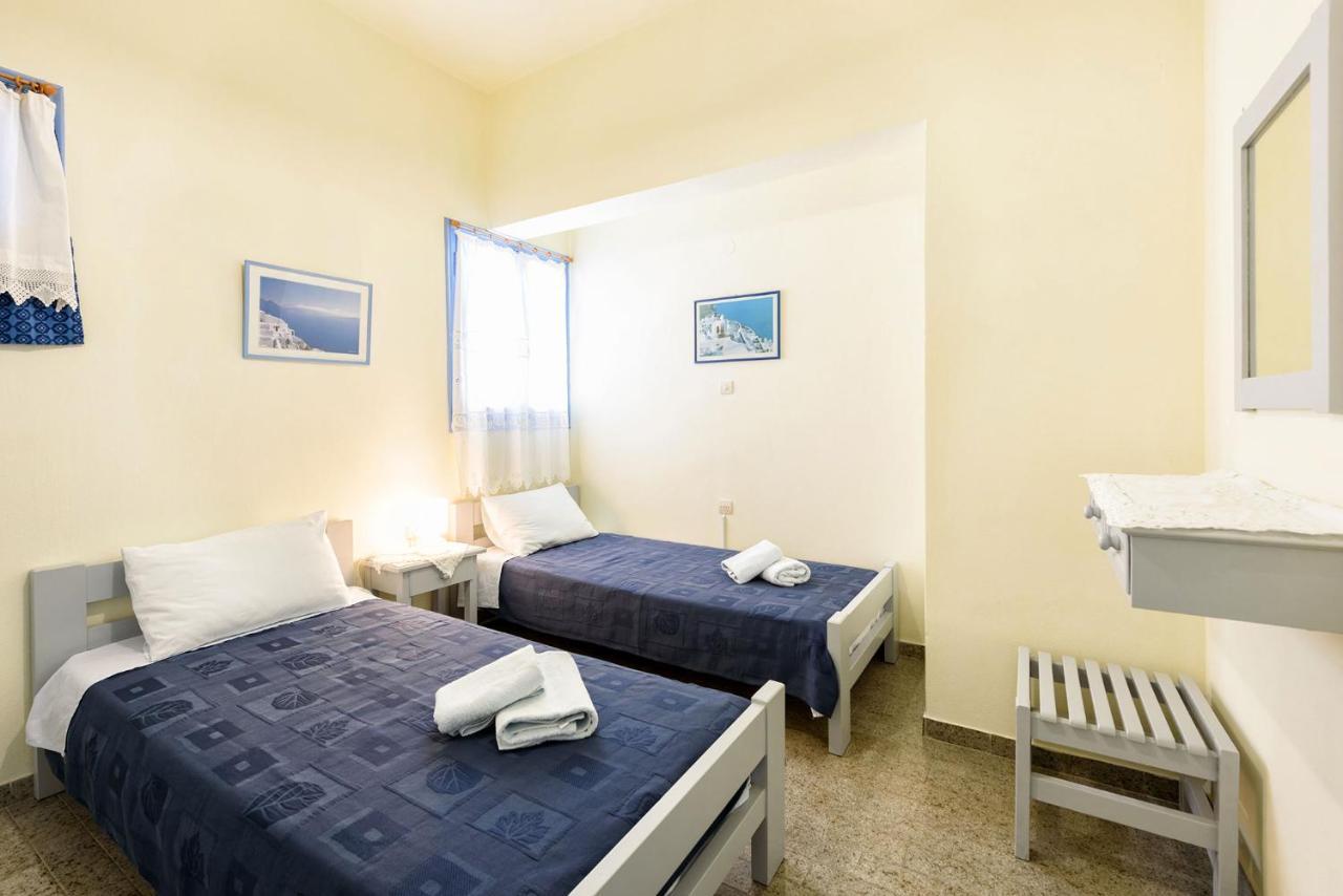 Agnanti Naousa (Paros)